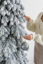 Ель заснеженная "Венето" люкс высота 1,8 м — изображение 5